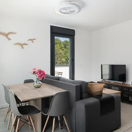 Atico En Con Gran Terraza, Piscina Y Pista De Paddel Lejlighed *