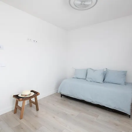 Atico En Con Gran Terraza, Piscina Y Pista De Paddel *