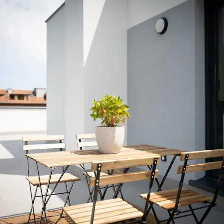 Atico En Con Gran Terraza, Piscina Y Pista De Paddel *